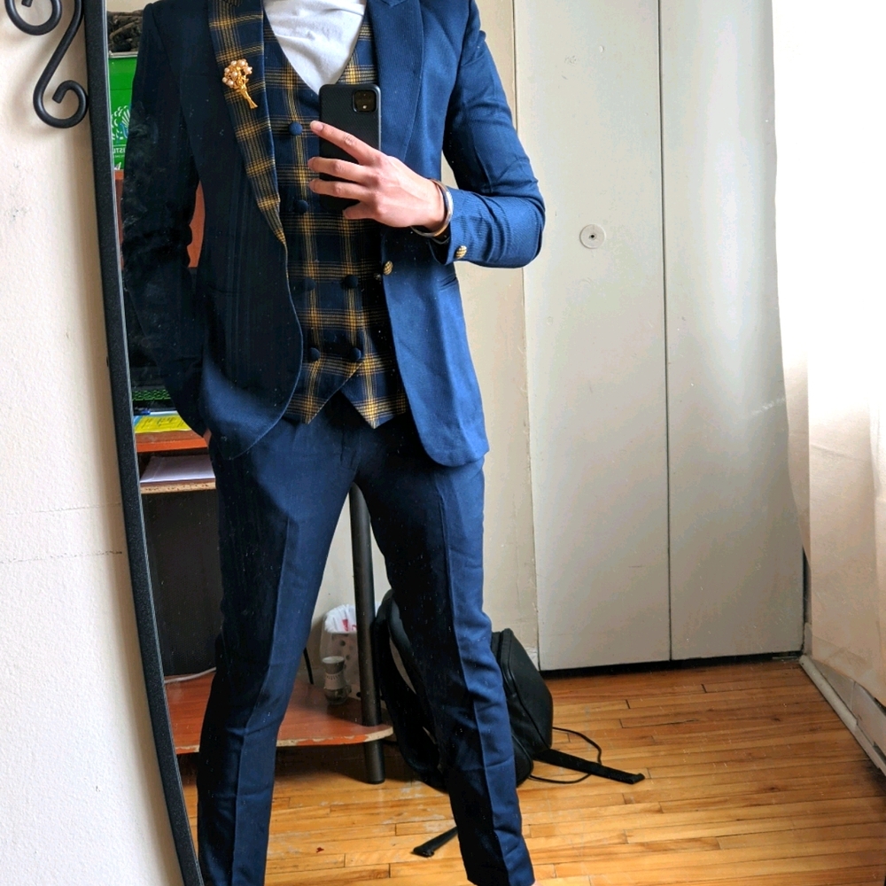 Designer custom tailored 3 piece suit